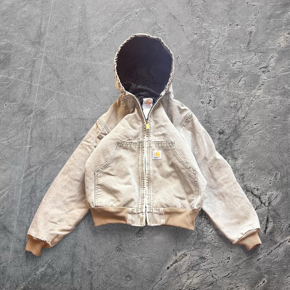 Carhartt vtg 99' made in USA brown faded and distressed boxy fit workwear jacket
